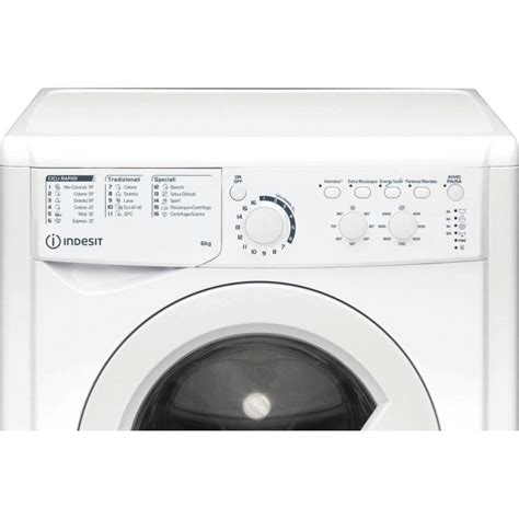 La nuova lavatrice Indesit 6 kg: programmi ad alta durata per una .